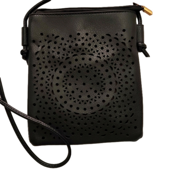 NWT!! Cute Purse - Picture 2 of 6